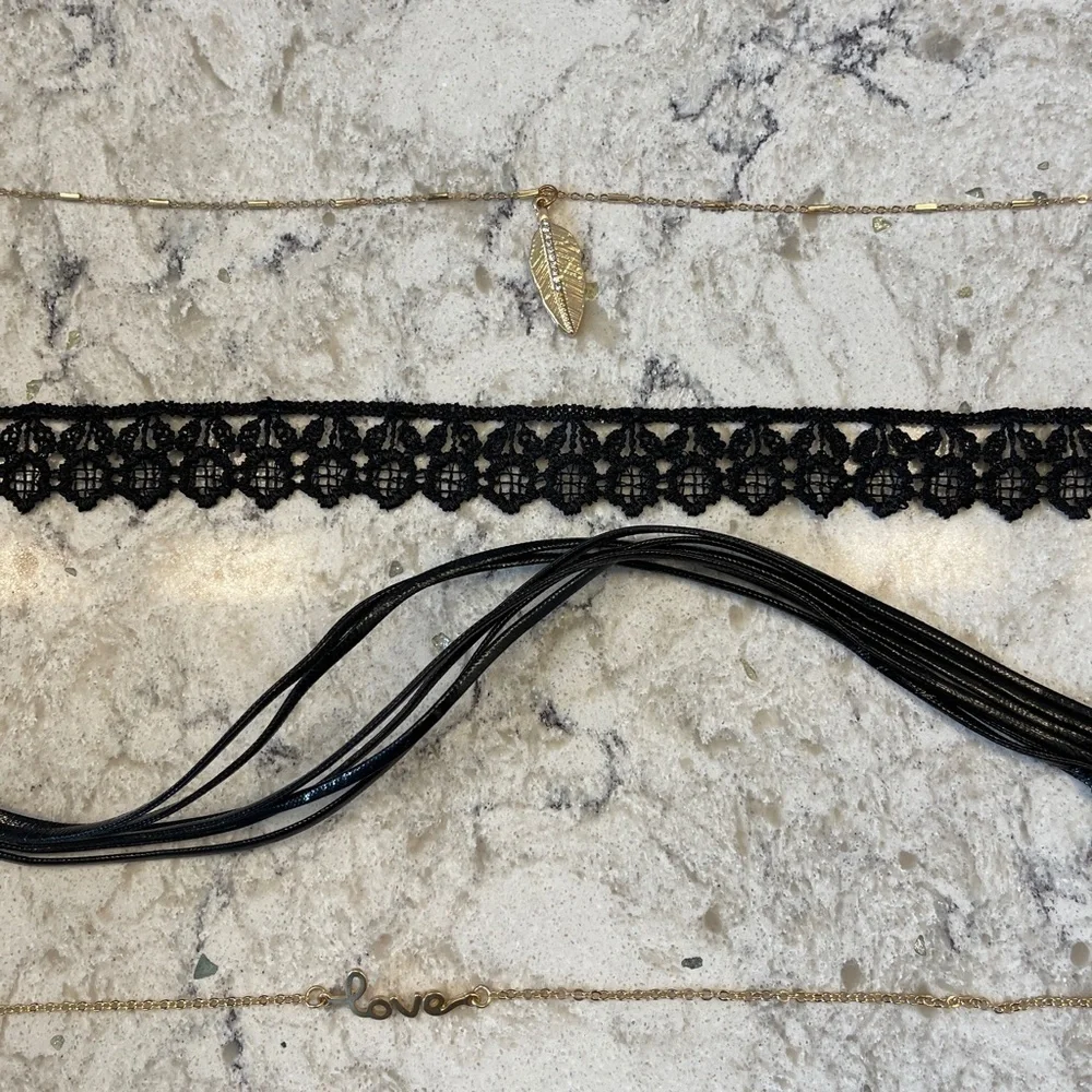 Nice 5 Mixed Choker‎ necklaces